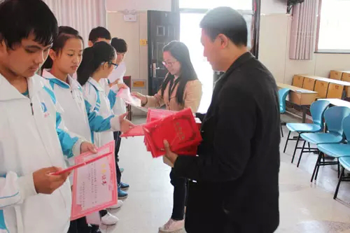20160221【原来】开学第一课，应该怎么上？1383.png