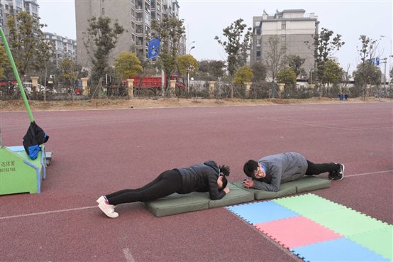 C:\Users\LM\Desktop\HKA\考前减压游戏\DSC_8421.JPG