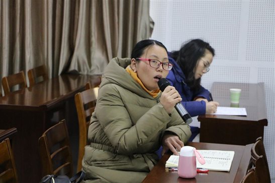 周金萍
